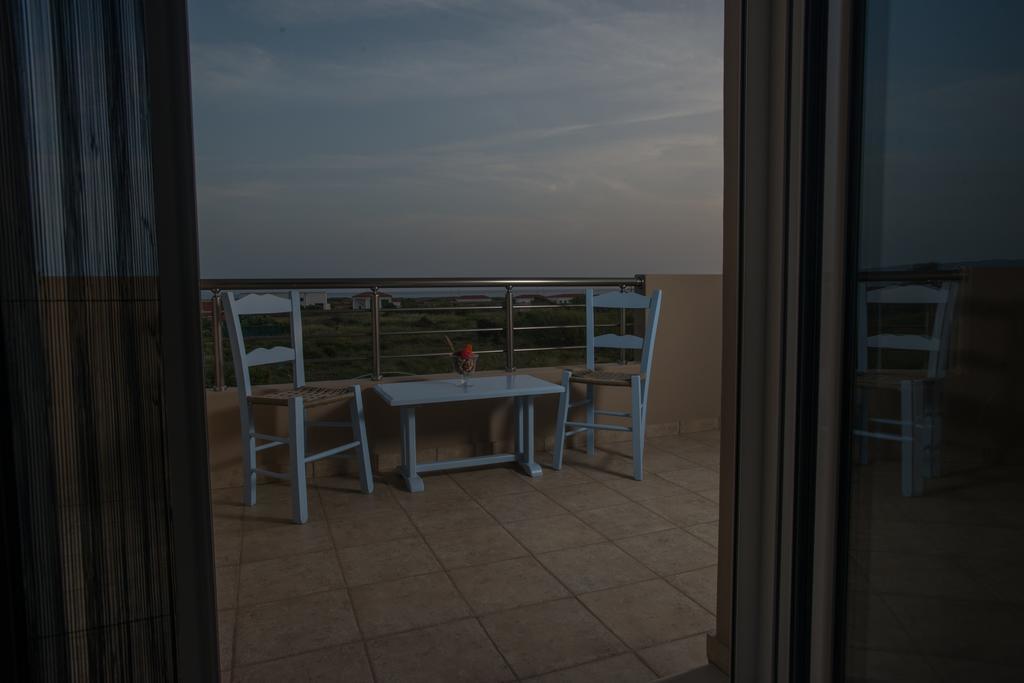 Elpidis Villa Коккинос Пиргос Номер фото