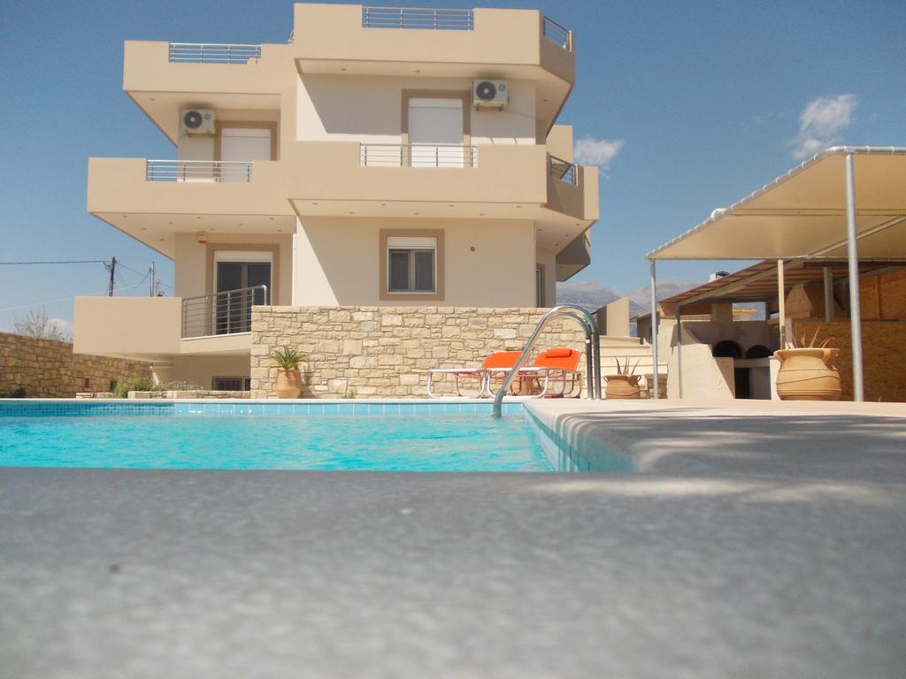 Elpidis Villa Коккинос Пиргос Экстерьер фото